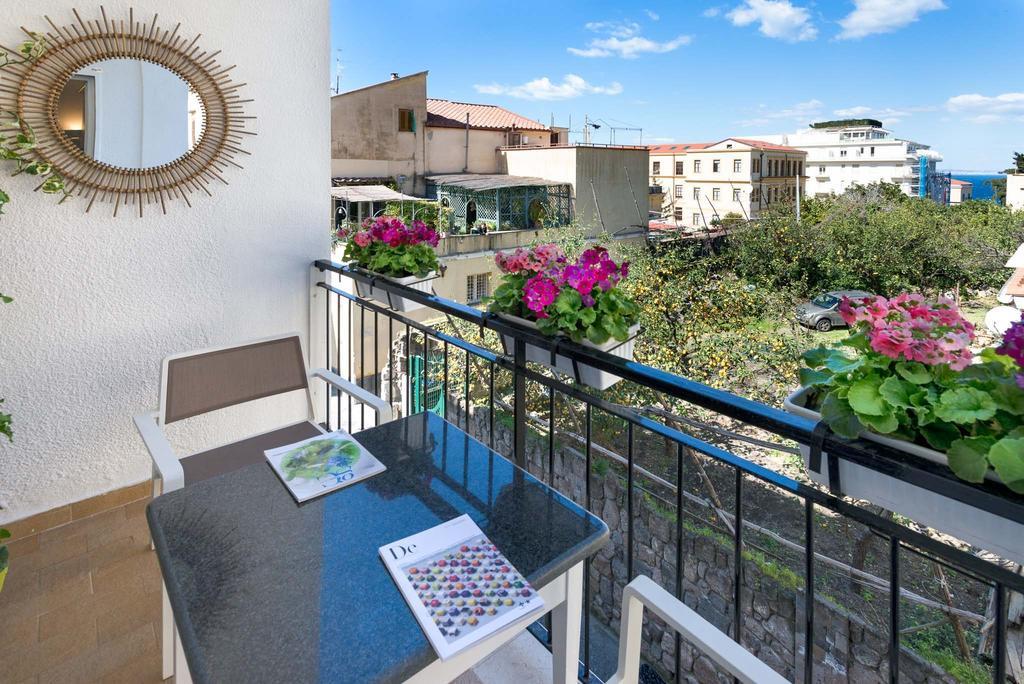Maryrosy Sorrento Apartment ภายนอก รูปภาพ